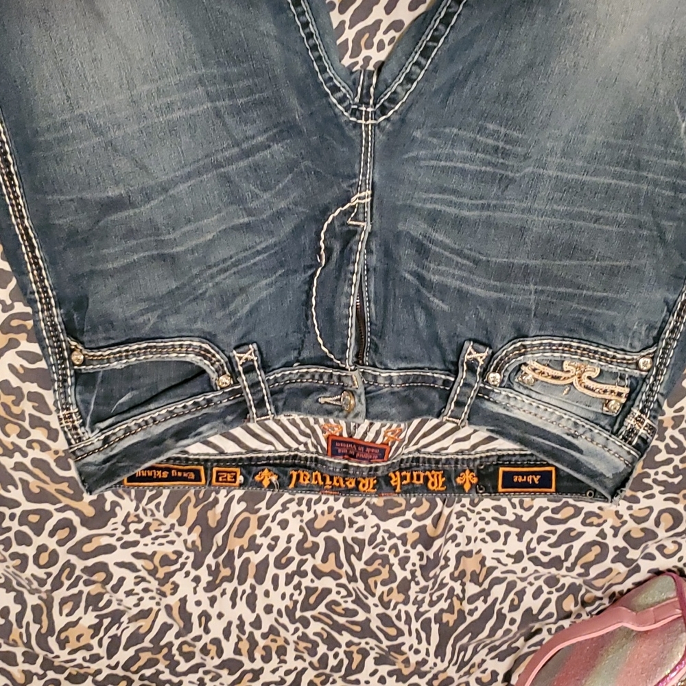 Rock revival jeans
